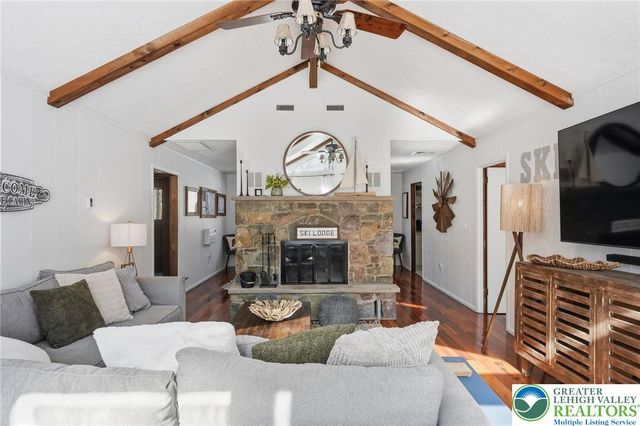 2105 Blue Ox Road, Coolbaugh Twp, PA 18466