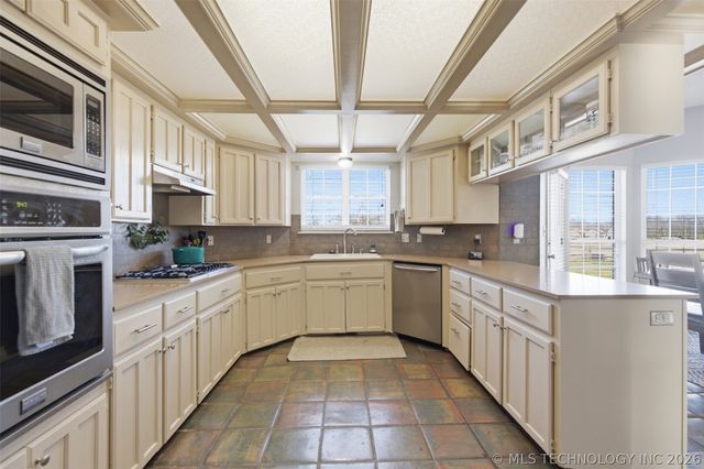 3421 Heritage Drive, Claremore, OK 74019