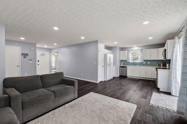 1047 Stone Ring Court, Columbus, OH 43240