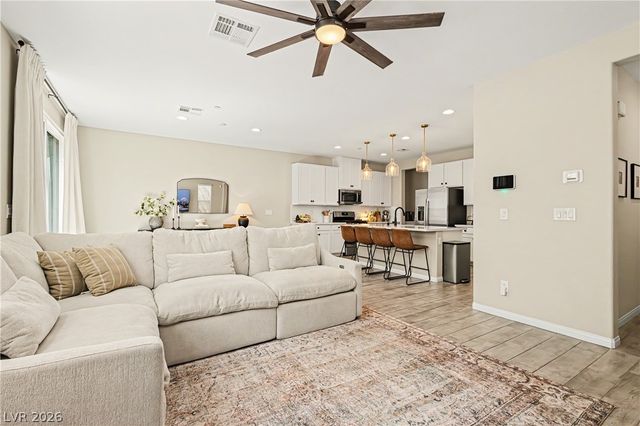 749 Cottonwood Hill Place, Henderson, NV 89011