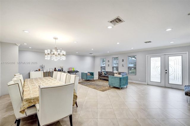 3671 N 47th Ave, Hollywood, FL 33021