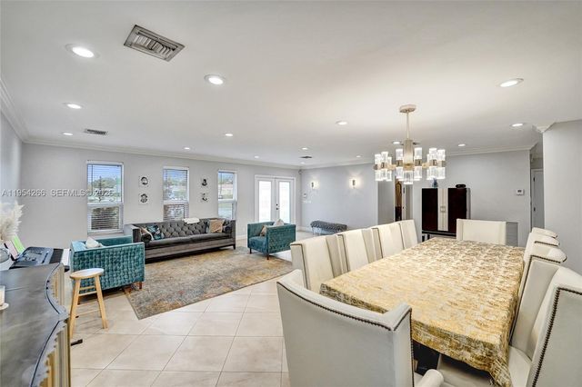 3671 N 47th Ave, Hollywood, FL 33021