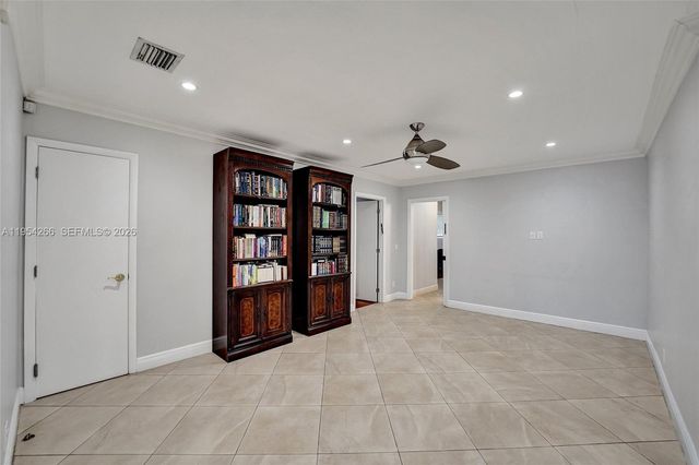 3671 N 47th Ave, Hollywood, FL 33021