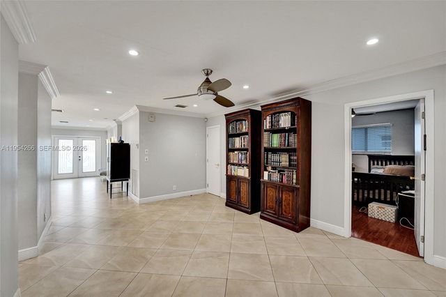 3671 N 47th Ave, Hollywood, FL 33021