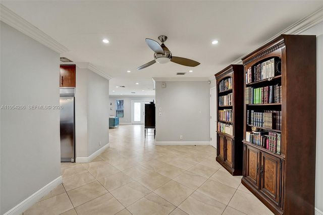 3671 N 47th Ave, Hollywood, FL 33021