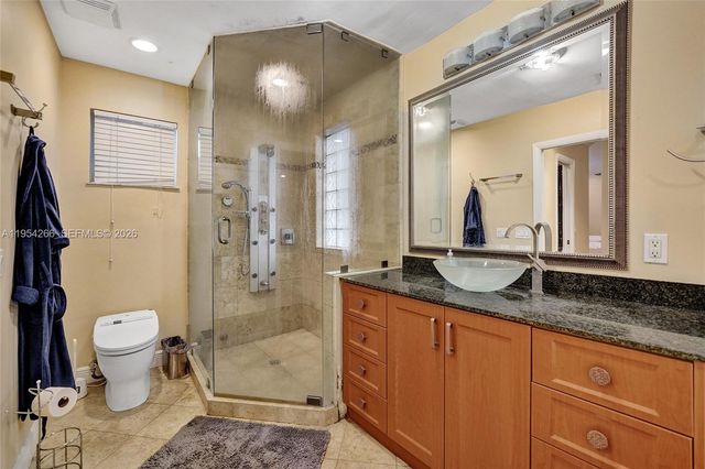 3671 N 47th Ave, Hollywood, FL 33021