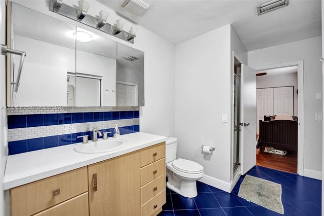 3671 N 47th Ave, Hollywood, FL 33021