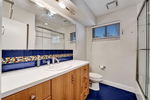 3671 N 47th Ave, Hollywood, FL 33021