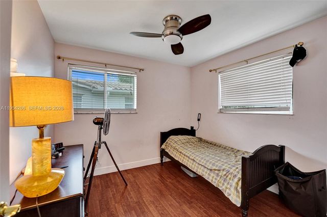 3671 N 47th Ave, Hollywood, FL 33021