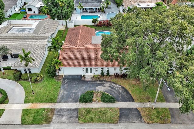 3671 N 47th Ave, Hollywood, FL 33021