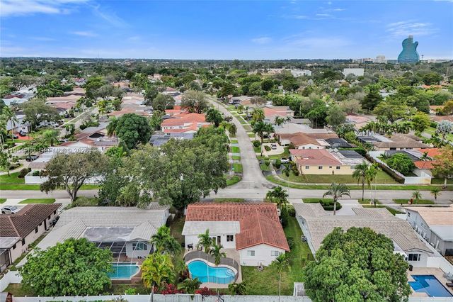 3671 N 47th Ave, Hollywood, FL 33021