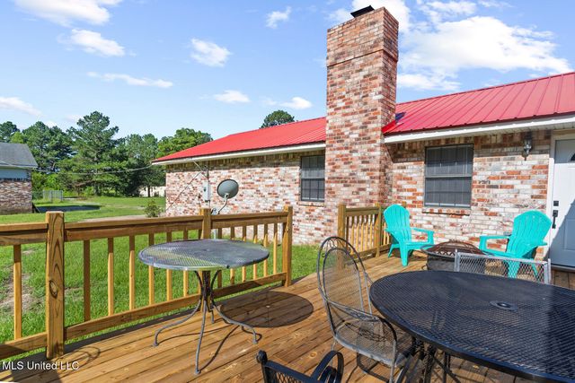 2800 Wynndale Road, Terry, MS 39170