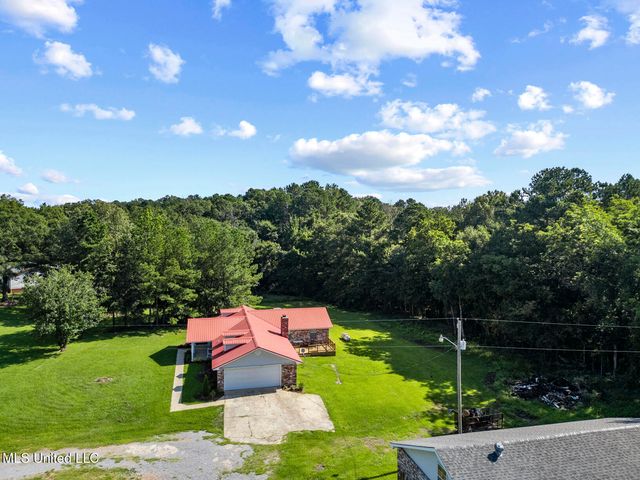 2800 Wynndale Road, Terry, MS 39170