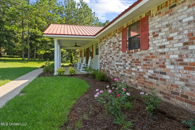 2800 Wynndale Road, Terry, MS 39170