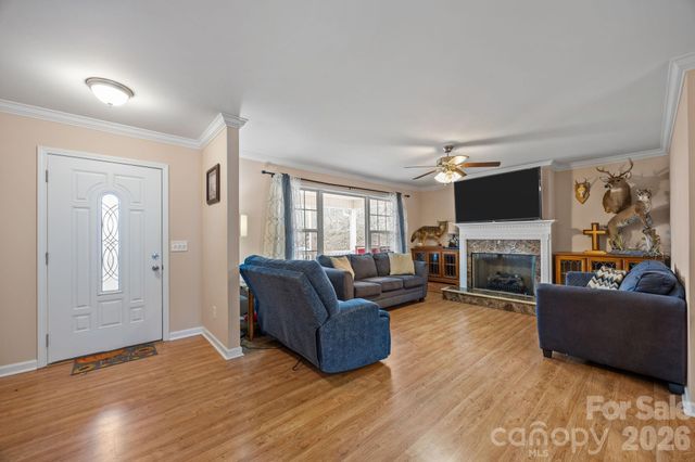 400 Honey Locust Trail, Whittier, NC 28789