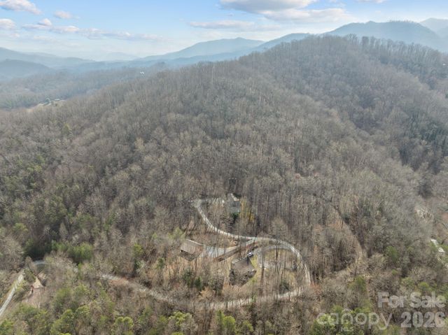 400 Honey Locust Trail, Whittier, NC 28789