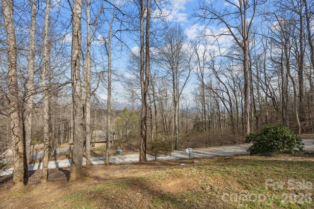 400 Honey Locust Trail, Whittier, NC 28789