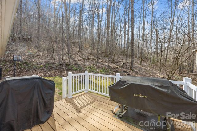 400 Honey Locust Trail, Whittier, NC 28789