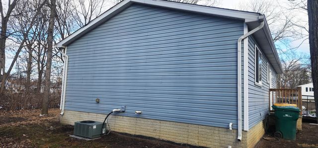 1568 Outer Ln Drive, Ypsilanti, MI 48198