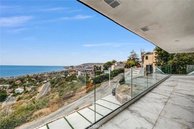 1360 Baja Street A, Laguna Beach, CA 92651