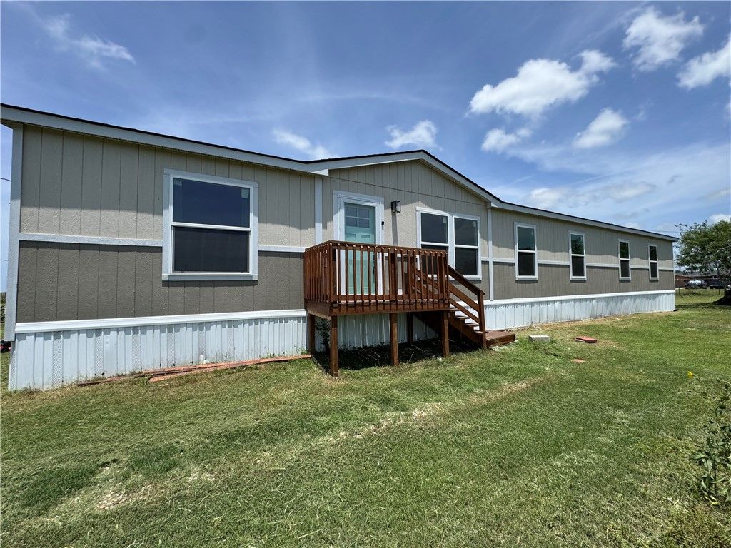 352 Packinghouse Road, Taft, TX 78390 — exterior