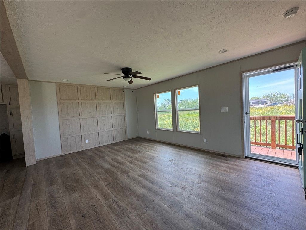 352 Packinghouse Road, Taft, TX 78390 — photo 4