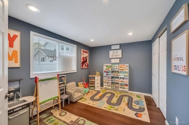 1391 N Windsor Avenue, Bay Shore, NY 11706