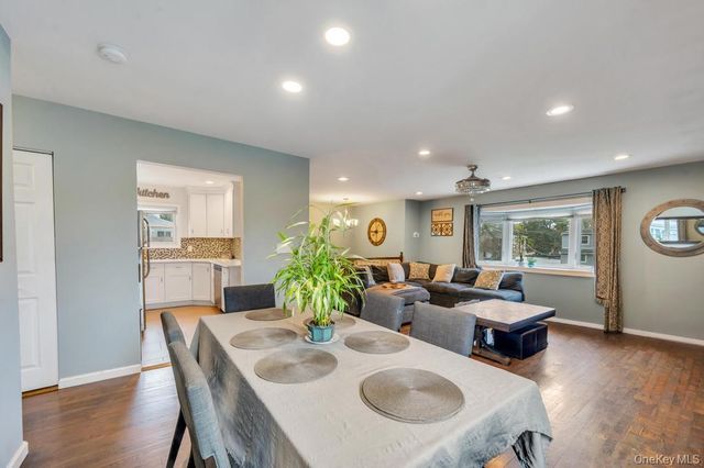 1391 N Windsor Avenue, Bay Shore, NY 11706