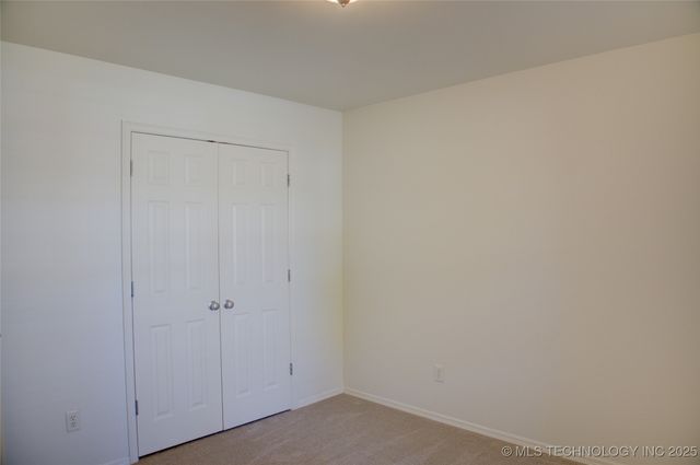 2102 W J Street, Jenks, OK 74037