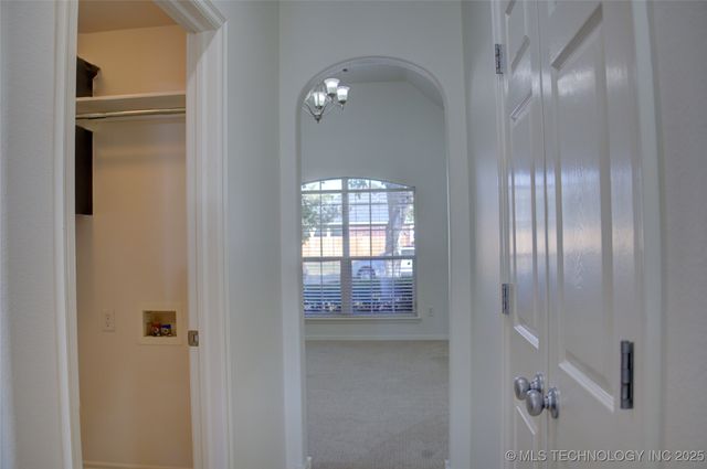 2102 W J Street, Jenks, OK 74037