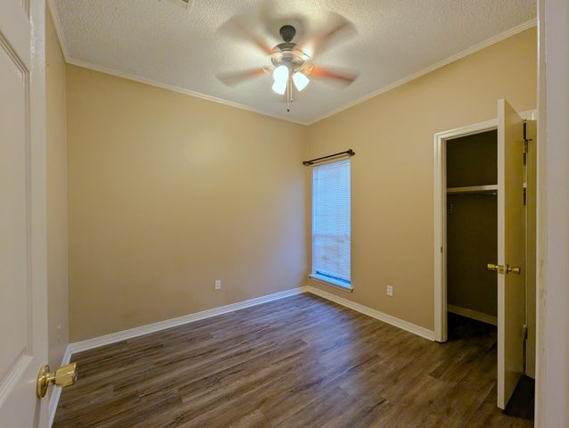 107 Raintree Dr., Hattiesburg, MS 39402