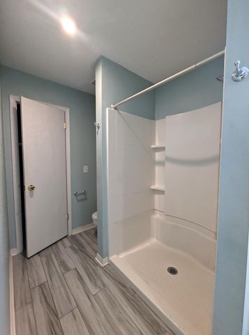 107 Raintree Dr., Hattiesburg, MS 39402