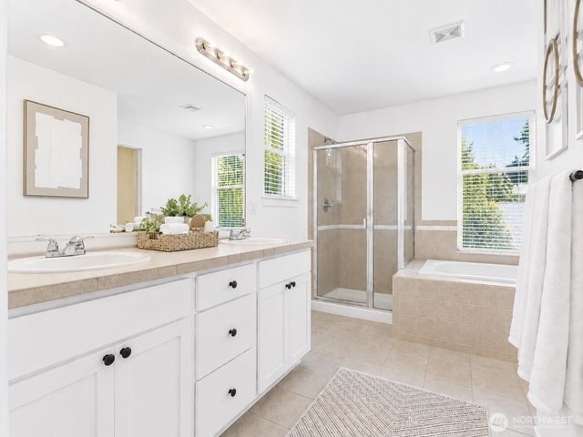 6729 Elderberry Avenue SE, Snoqualmie, WA 98065