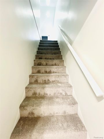 17347 Hartwell Street, Detroit, MI 48235