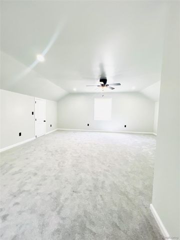 17347 Hartwell Street, Detroit, MI 48235