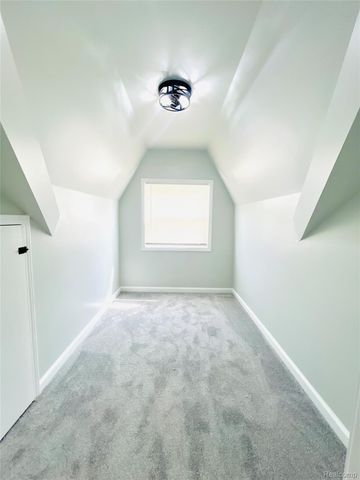 17347 Hartwell Street, Detroit, MI 48235