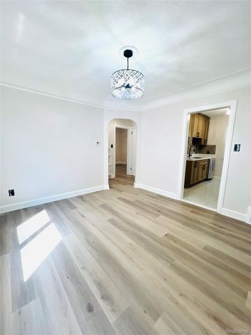 17347 Hartwell Street, Detroit, MI 48235