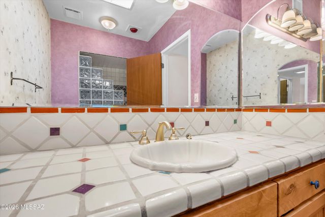 10760 E Placita Los Reyes, Tucson, AZ 85748