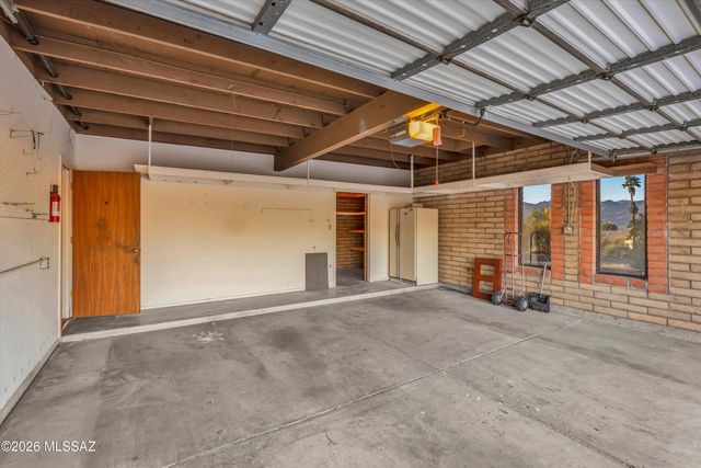 10760 E Placita Los Reyes, Tucson, AZ 85748