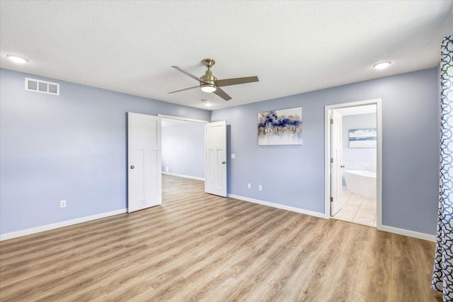 18612 Dunbury Avenue, Farmington, MN 55024
