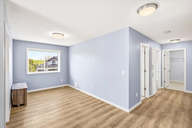 18612 Dunbury Avenue, Farmington, MN 55024