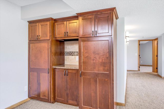 18612 Dunbury Avenue, Farmington, MN 55024