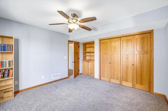 18612 Dunbury Avenue, Farmington, MN 55024