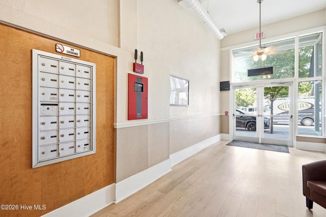 304 N Front Street Apt E, Wilmington, NC 28401