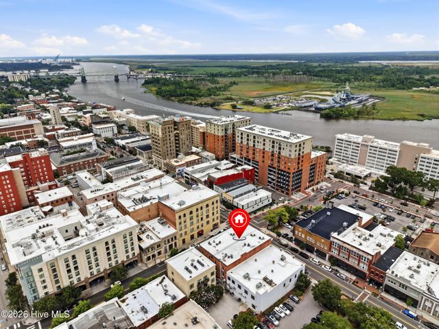 304 N Front Street Apt E, Wilmington, NC 28401