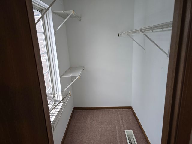 2326 Dawson Lane, Algonquin, IL 60102