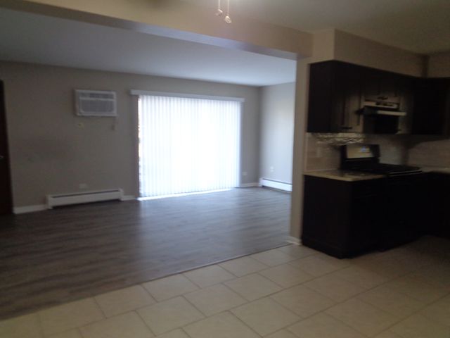 8149 W 83rd Place 1, Justice, IL 60458