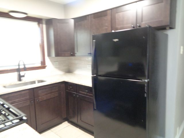 8149 W 83rd Place 1, Justice, IL 60458