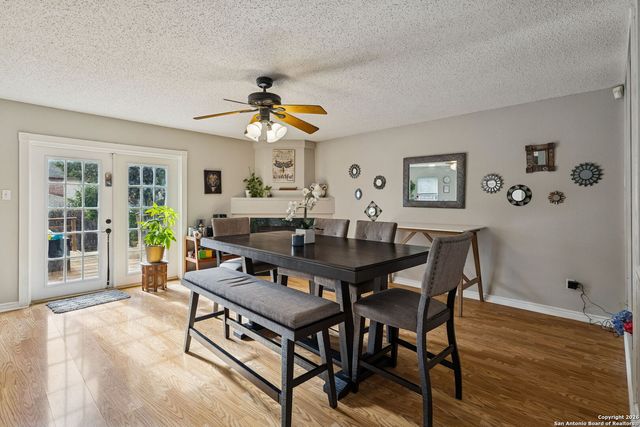 4826 Limestone Well Dr, San Antonio, TX 78247