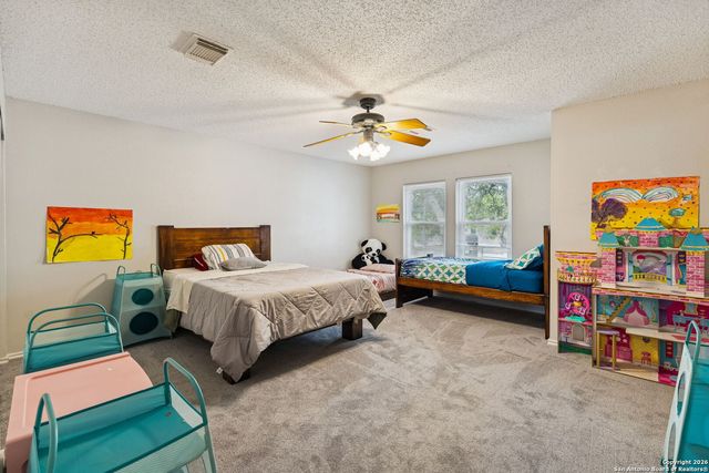 4826 Limestone Well Dr, San Antonio, TX 78247